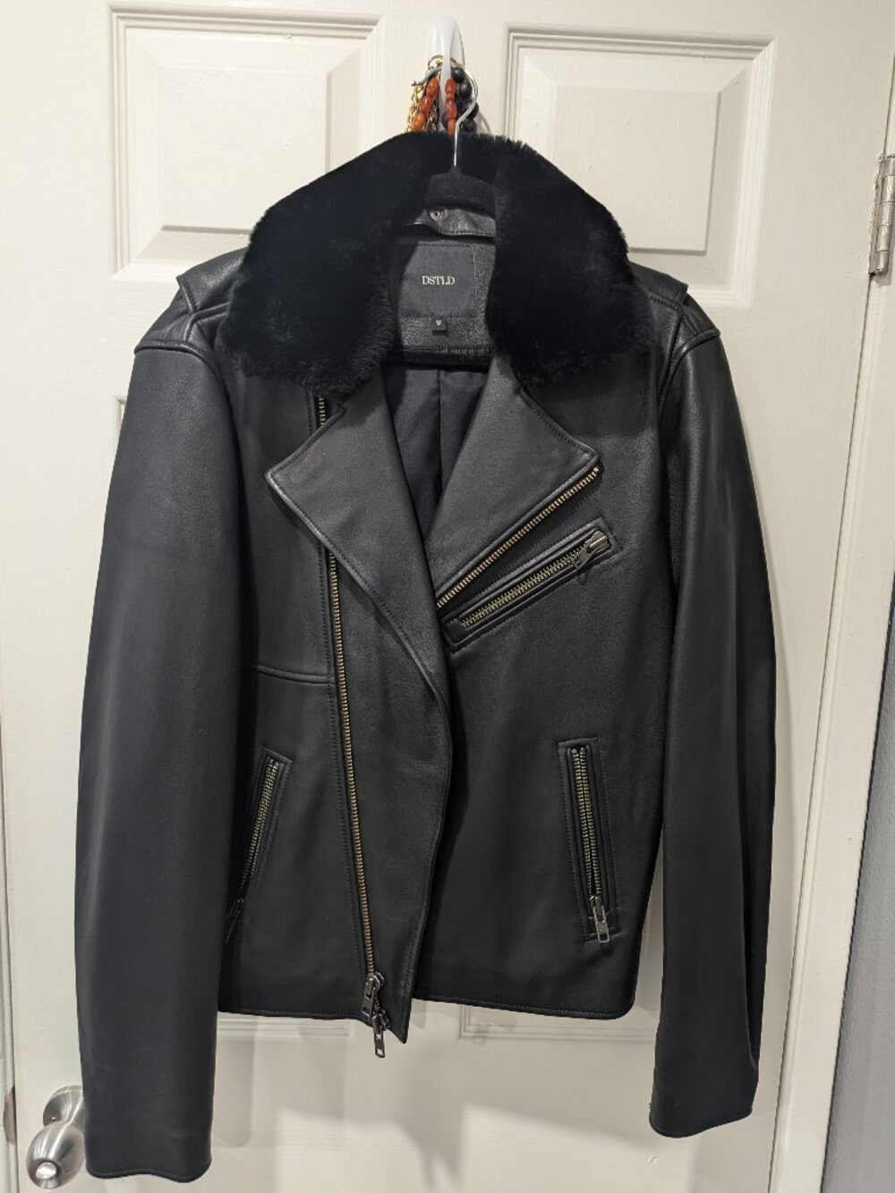 DSTLD Men's Lambskin Leather Moto Jacket - Black Shearling Collar l | Size M